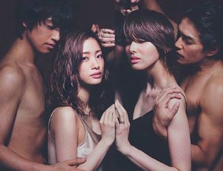 進球如麻、奮力拼搏的女孩